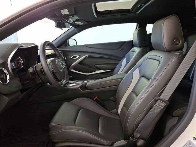 Used 2023 Chevrolet Camaro LT RWD image 14