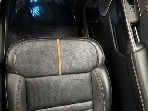 Used 2023 Ford F150 Platinum image 38