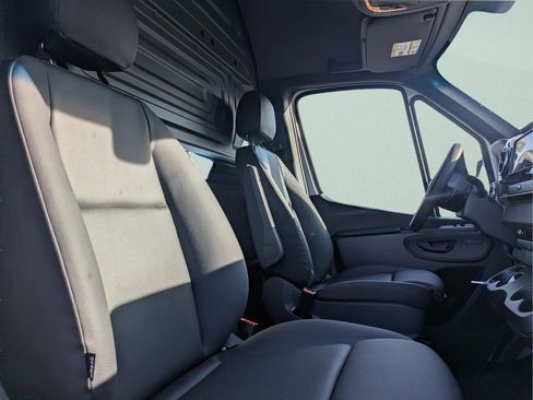 New 2026 Mercedes-Benz Sprinter 144 Cargo image 7