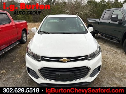 Used 2020 Chevrolet Trax LS w/ Tint and Cruise Package image 2