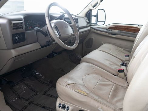 Used 2000 Ford F250 Lariat image 13