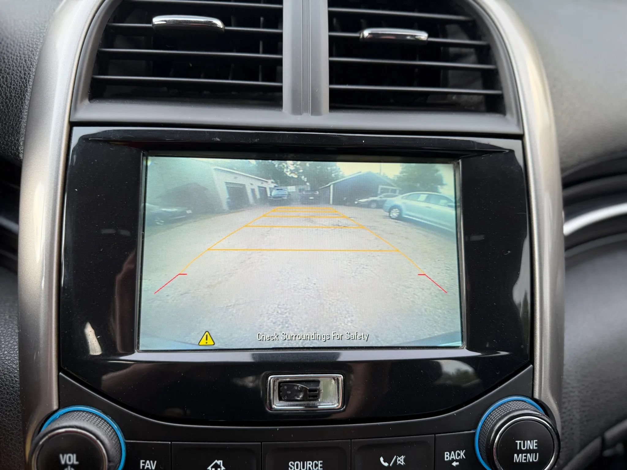 Used 2015 Chevrolet Malibu LT w/ Power Convenience Package FWD image 28