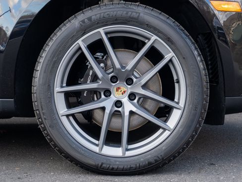 New 2026 Porsche Macan S AWD/4WD image 15