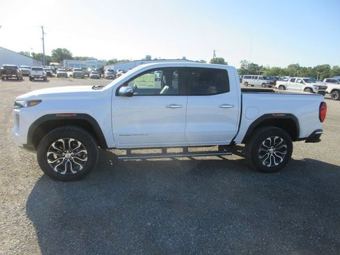 New 2026 GMC Canyon Denali AWD/4WD image 10