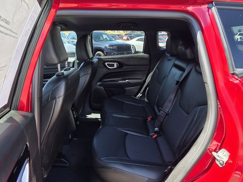 New 2025 Jeep Compass Latitude w/ Altitude Special Edition image 16