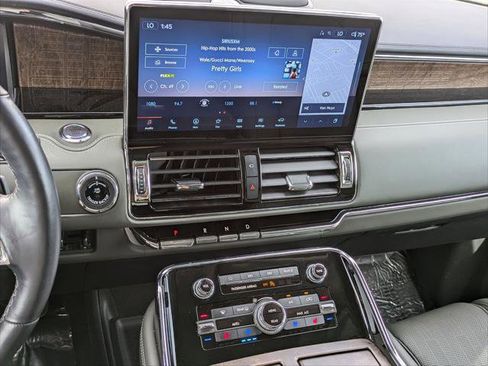 New 2023 Lincoln Navigator L Black Label image 19