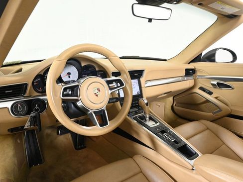 Used 2017 Porsche 911 Carrera S image 12