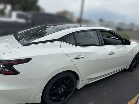 Used 2023 Nissan Maxima SL FWD image 41