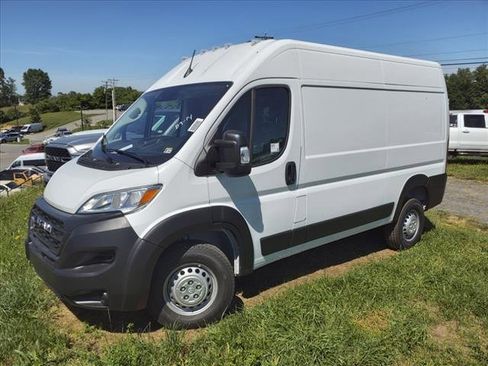 New 2024 RAM ProMaster 1500 w/ Cold Weather Group image 8