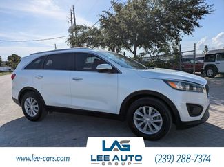 Used 2017 Kia Sorento FWD w/ LX Convenience Package video 1