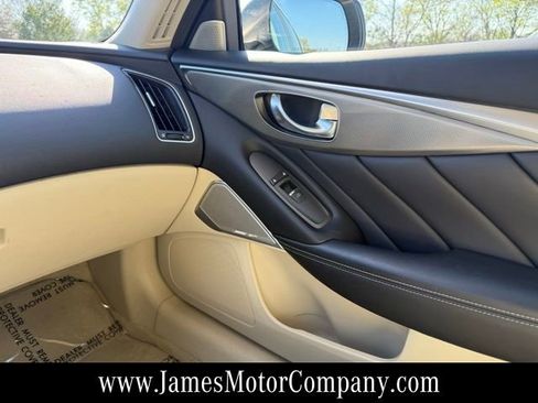 Used 2017 INFINITI Q50 3.0t Premium w/ 3.0T Premium Plus Package AWD/4WD image 16