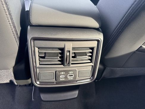 New 2025 Subaru Forester Limited image 9