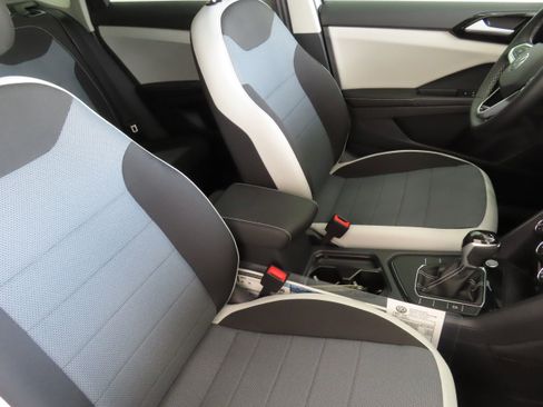 New 2025 Volkswagen Taos S image 26