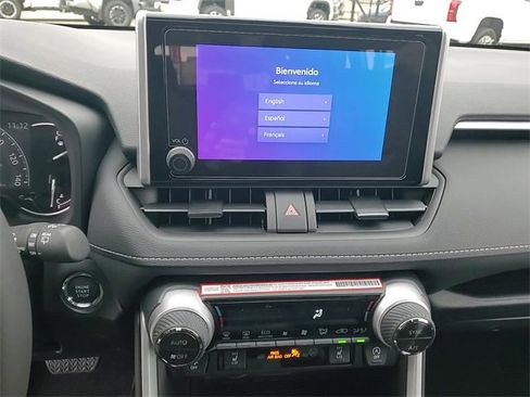 Used 2025 Toyota RAV4 XLE image 17