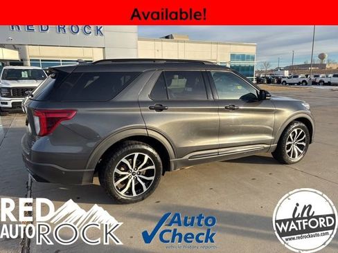 Used 2020 Ford Explorer ST w/ Premium Technology Package image 3