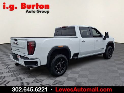 New 2026 GMC Sierra 2500 AT4 AWD/4WD image 4