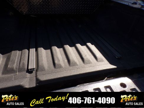 Used 2019 Nissan Frontier SV w/ Value Truck Package image 9