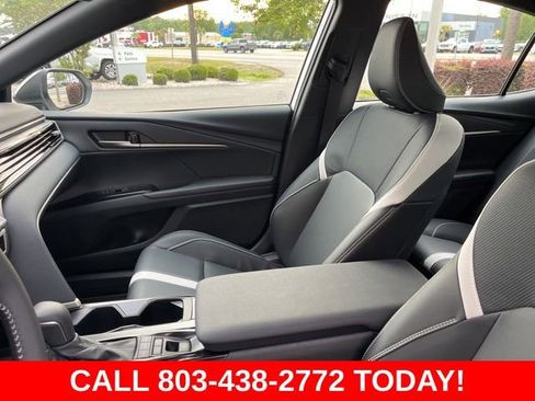 Used 2026 Toyota Camry SE w/ Convenience Package image 10