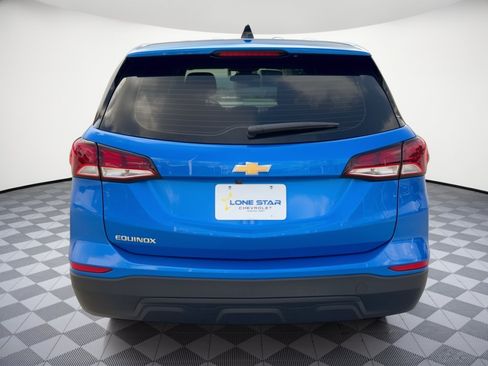 Certified 2024 Chevrolet Equinox LS FWD image 11