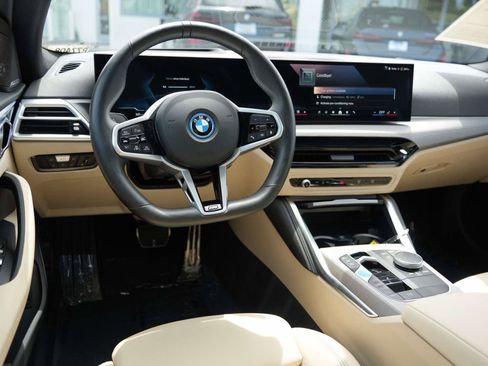 Used 2025 BMW i4 xDrive40i w/ M Sport Package AWD/4WD image 7
