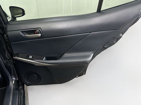 Used 2018 Lexus IS 300 w/ Comfort Package RWD image 30