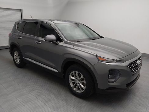 Used 2019 Hyundai Santa Fe SE FWD image 11