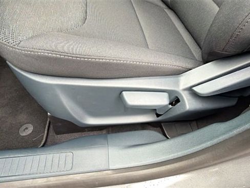 New 2026 Ford Maverick XL image 21