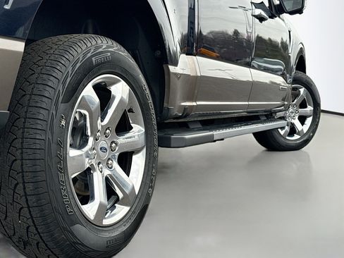 Certified 2021 Ford F150 Lariat w/ Equipment Group 502A High image 17