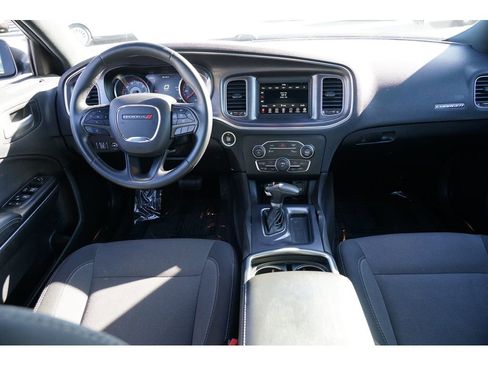 Used 2018 Dodge Charger SXT image 26