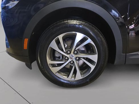 Used 2023 Buick Envision Essence AWD/4WD image 19