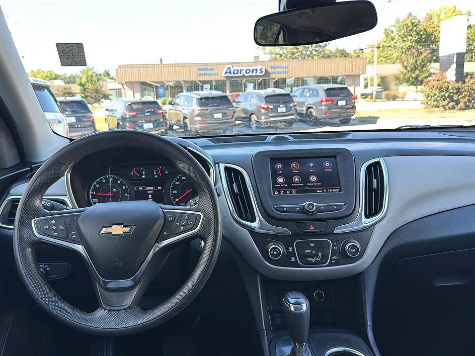 Used 2020 Chevrolet Equinox LS w/ LS Convenience Package FWD image 12