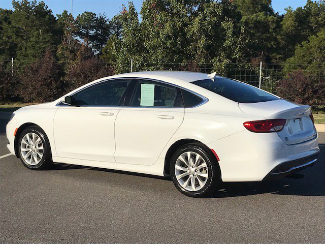 Used 2015 Chrysler 200 C FWD image 4