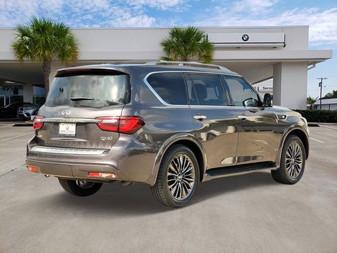 Used 2024 INFINITI QX80 Sensory image 4