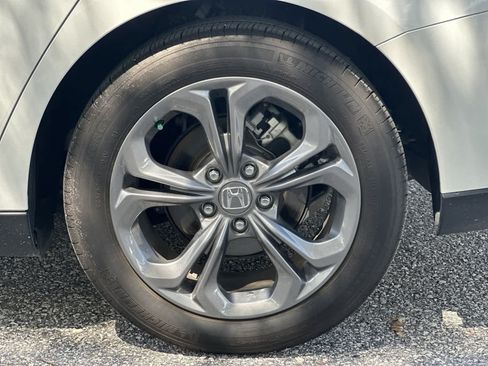 Used 2024 Honda Accord EX image 12