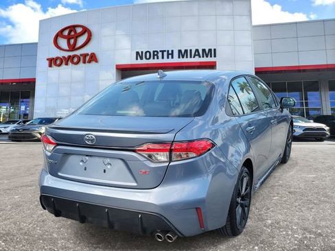 Used 2023 Toyota Corolla SE image 4