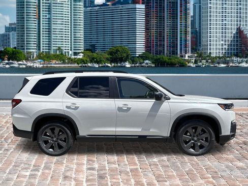 New 2026 Honda Pilot Sport image 4