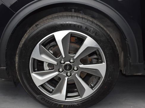 Used 2023 Ford Escape Platinum image 13