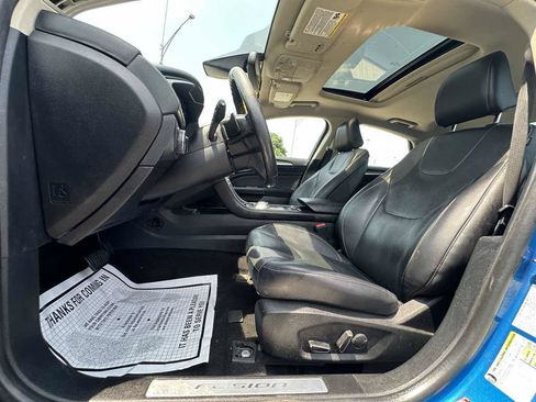 Used 2020 Ford Fusion Titanium AWD/4WD image 11