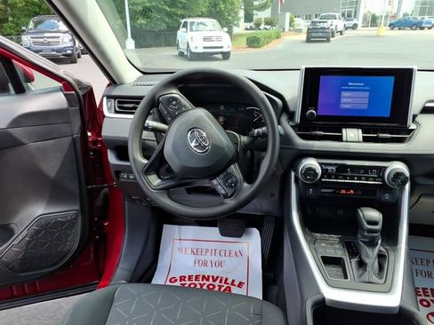 Used 2024 Toyota RAV4 XLE w/ Convenience Package FWD image 12