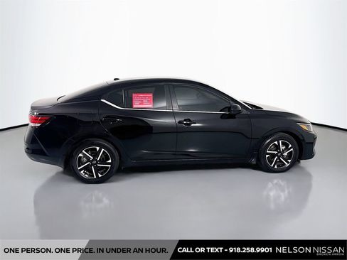 Certified 2024 Nissan Sentra SV FWD image 4