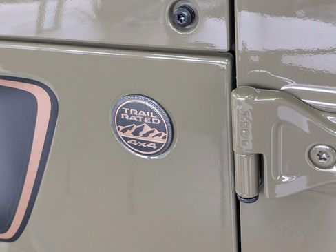 New 2025 Jeep Wrangler Unlimited Rubicon 392 image 10