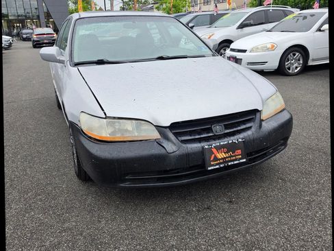 Used 2001 Honda Accord EX image 3