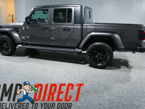 Used 2022 Jeep Gladiator Overland w/ Popular Equipment Package AWD/4WD image 10