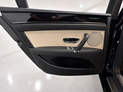 Used 2015 Bentley Flying Spur V8 AWD/4WD image 22