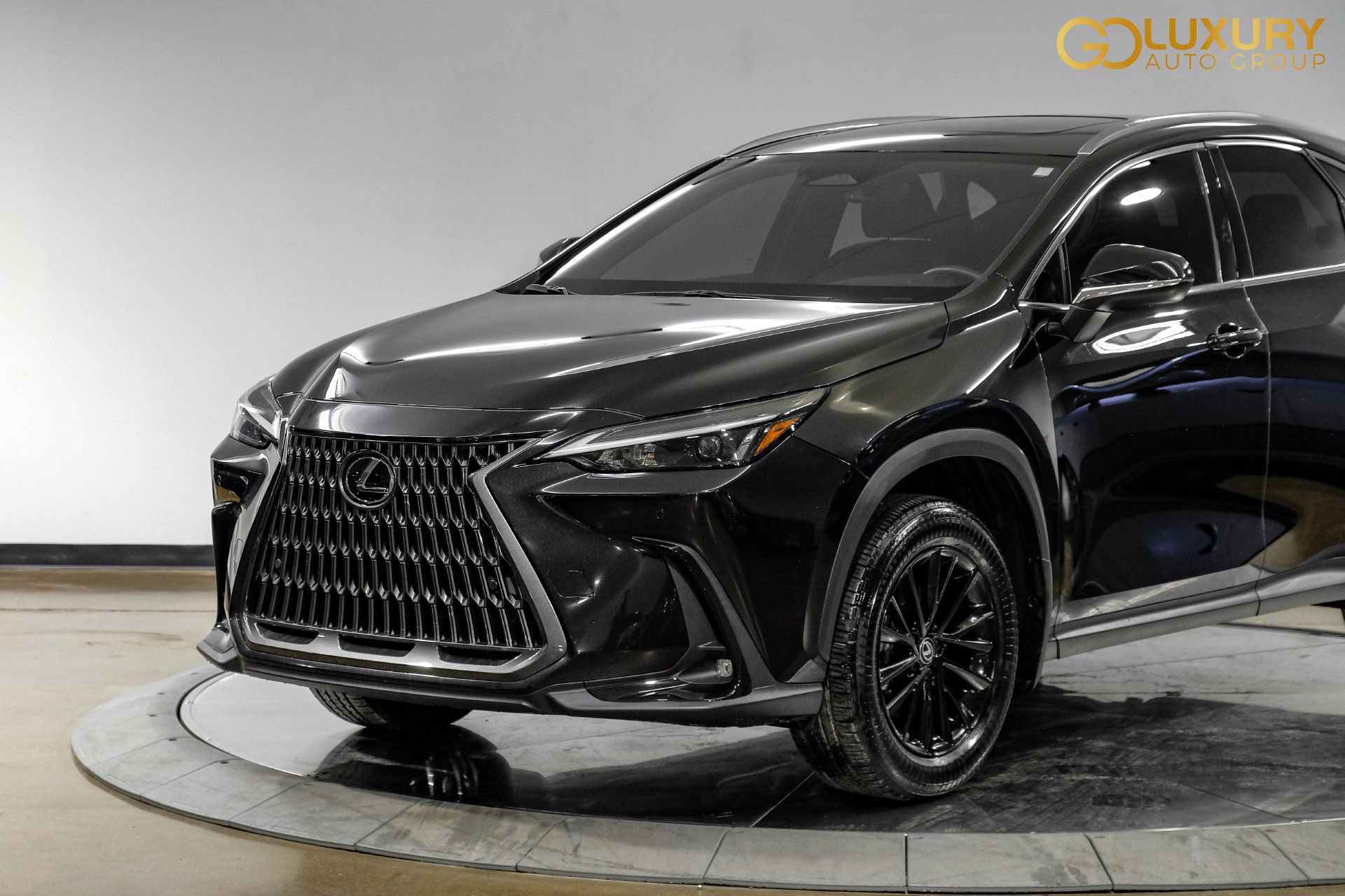 Used 2025 Lexus NX 250 FWD w/ Cold Area Package image 9