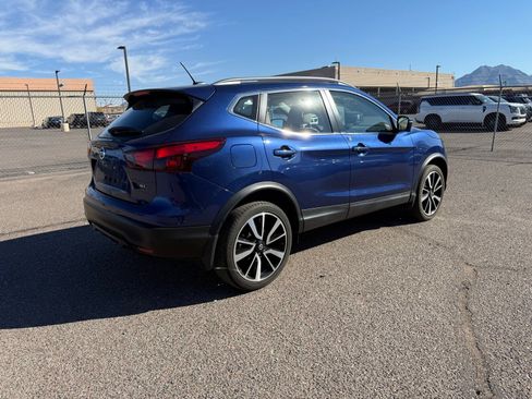 Used 2019 Nissan Rogue Sport SL w/ Premium Package image 5