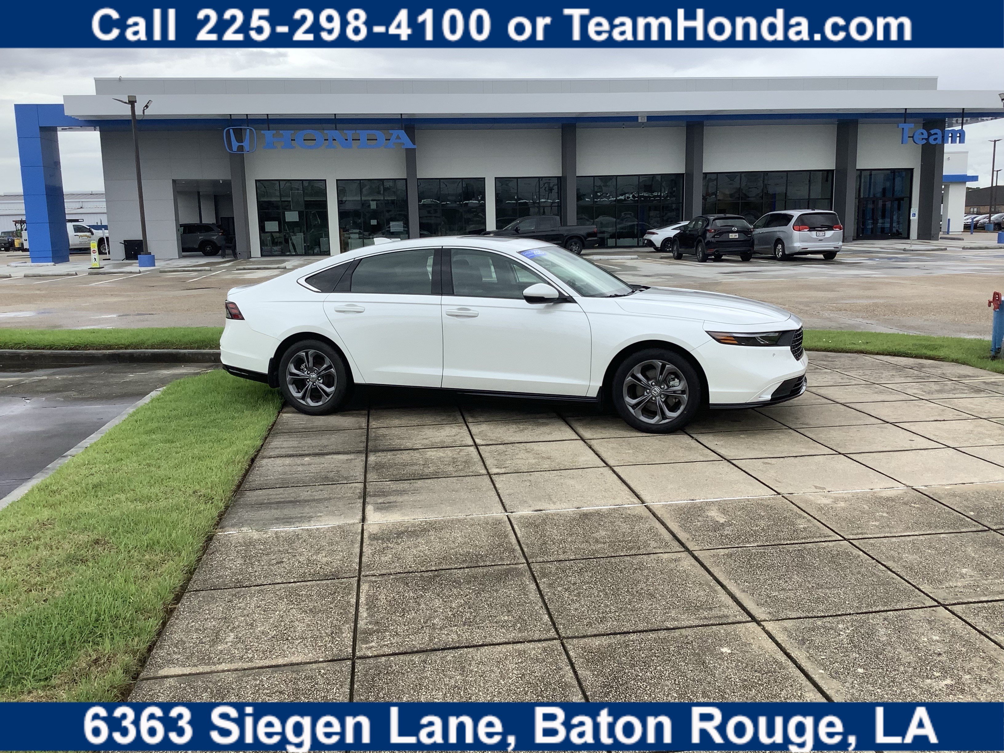 Certified 2024 Honda Accord EX-L image 1