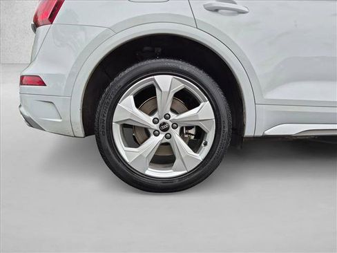 Used 2023 Audi Q5 2.0T Premium Plus w/ Premium Plus Package AWD/4WD image 25