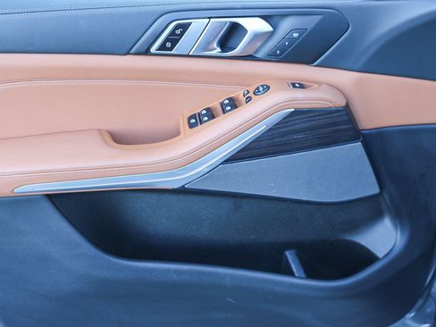 Used 2024 BMW X5 sDrive40i w/ Parking Assistance Package image 21