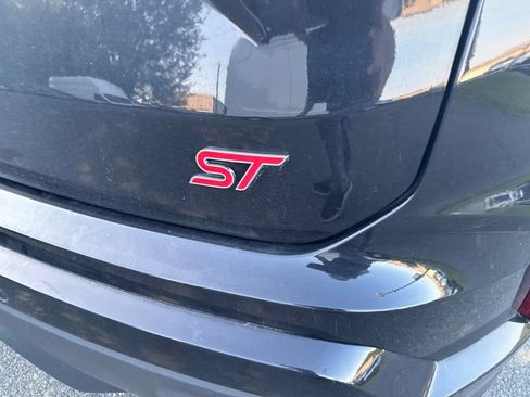Used 2020 Ford Edge ST w/ Equipment Group 401A AWD/4WD image 7